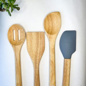 Smile Boutiques Wooden Utensil Set – Oak Wood & BPA‑Free Silicone