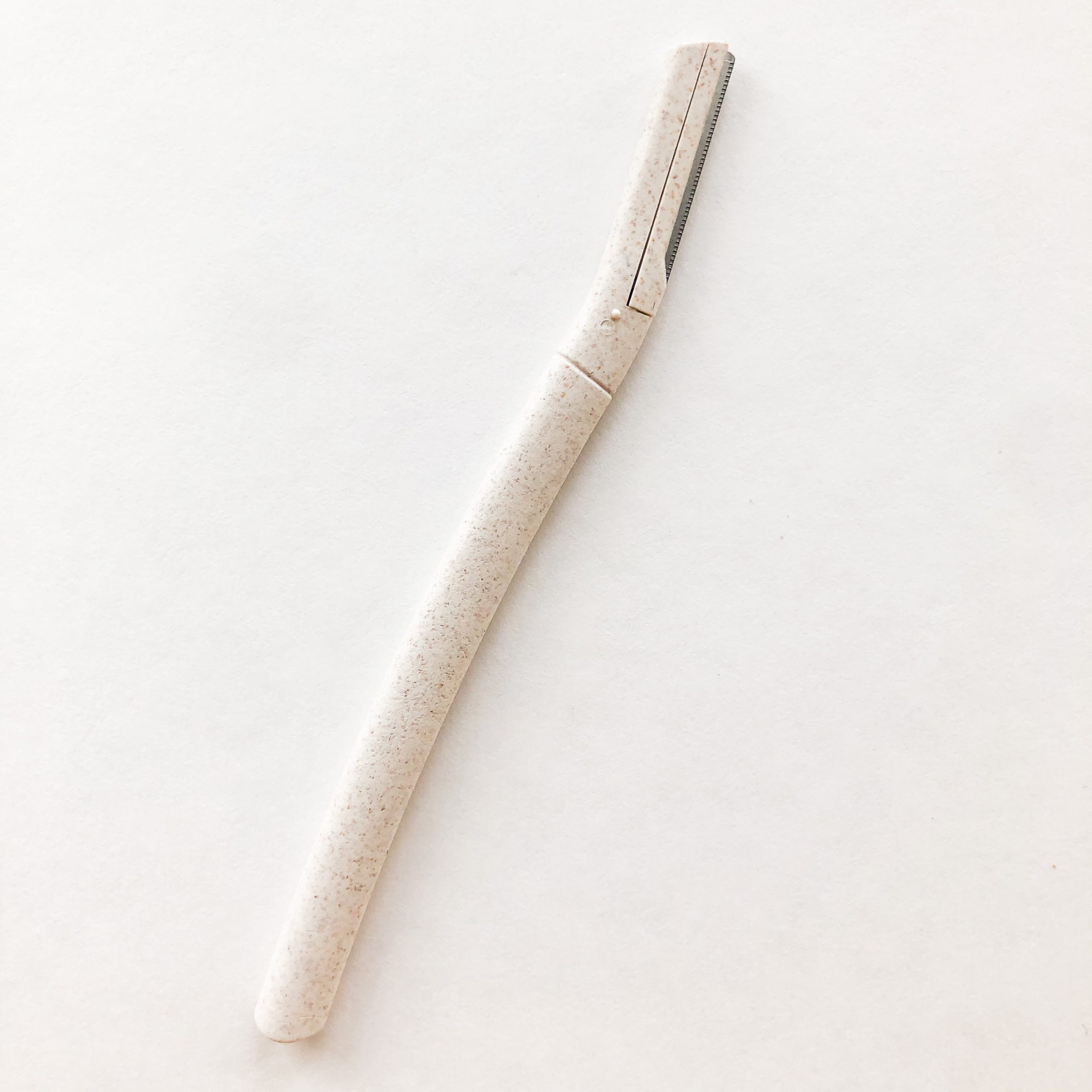 Smile Boutiques Wheat Straw Eyebrow Razor – Biodegradable Dermaplaning Tool (Set of 3)