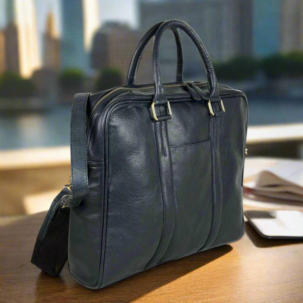 The Signature Messenger Bag Men Black - Image 2