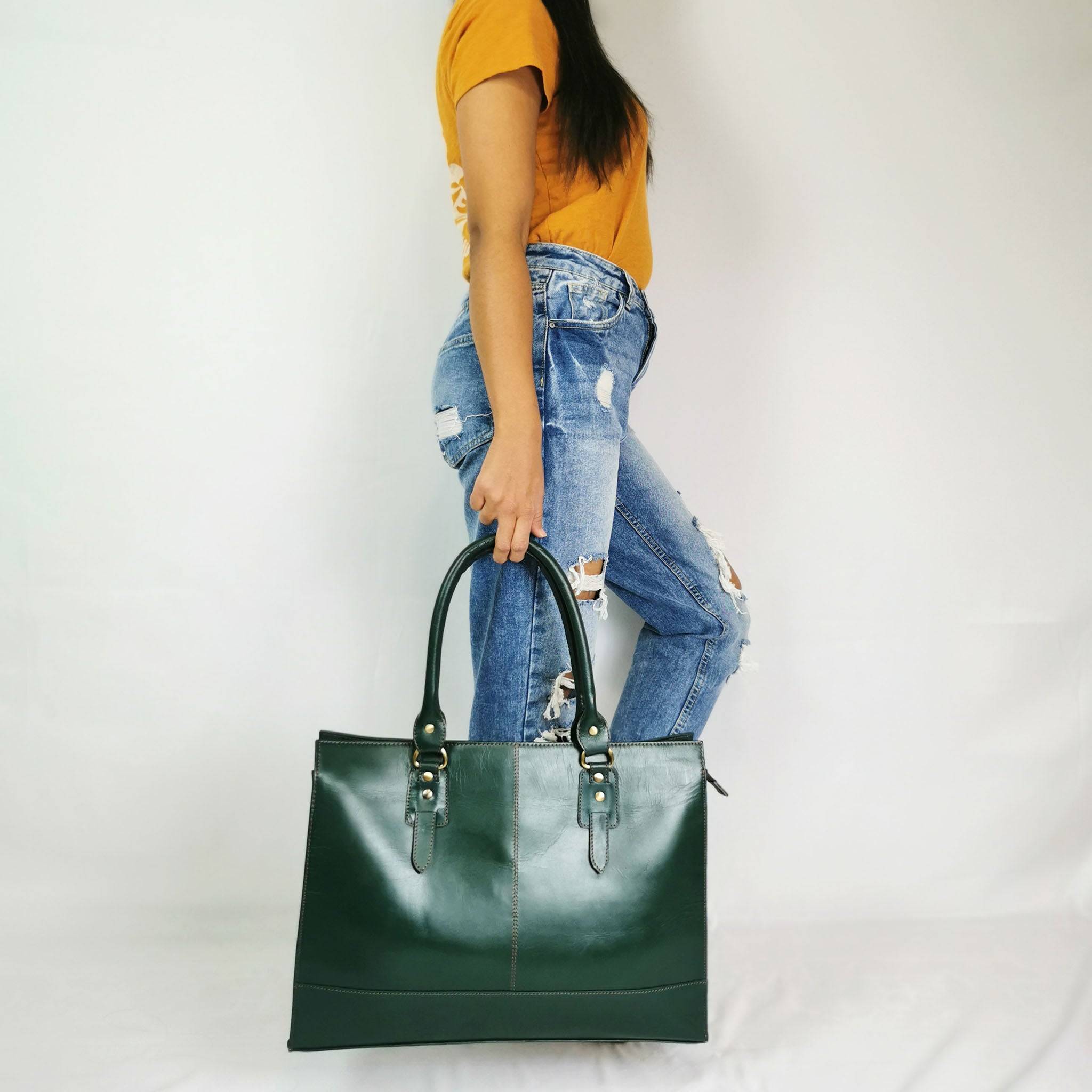 The Signature 17" Leather Laptop Bag, Bottle Green - Image 3