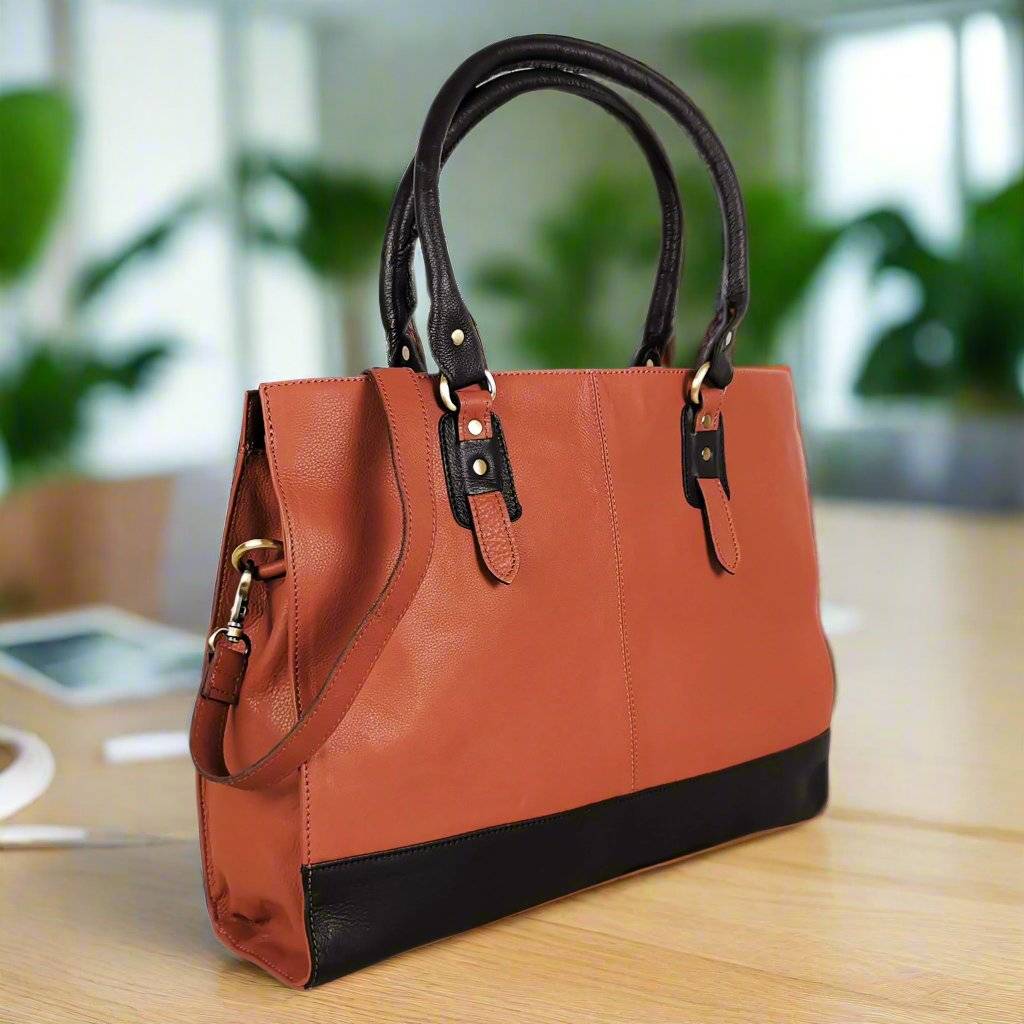 The Signature 17" Leather Laptop Bag, Brown - Image 4