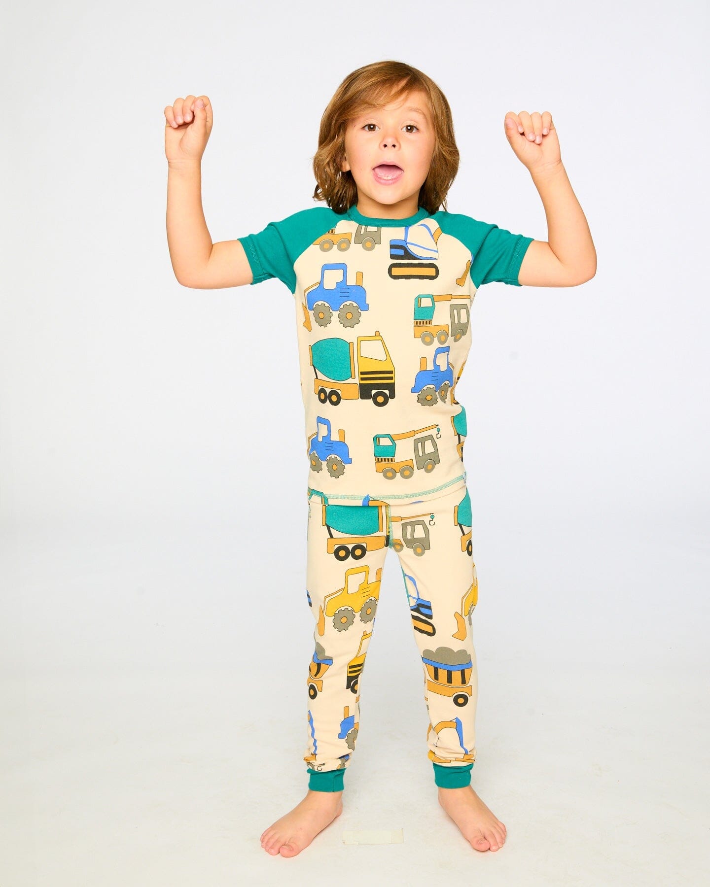Organic Cotton Two-Piece Pyjama Set Beige Truck Print - Image 2