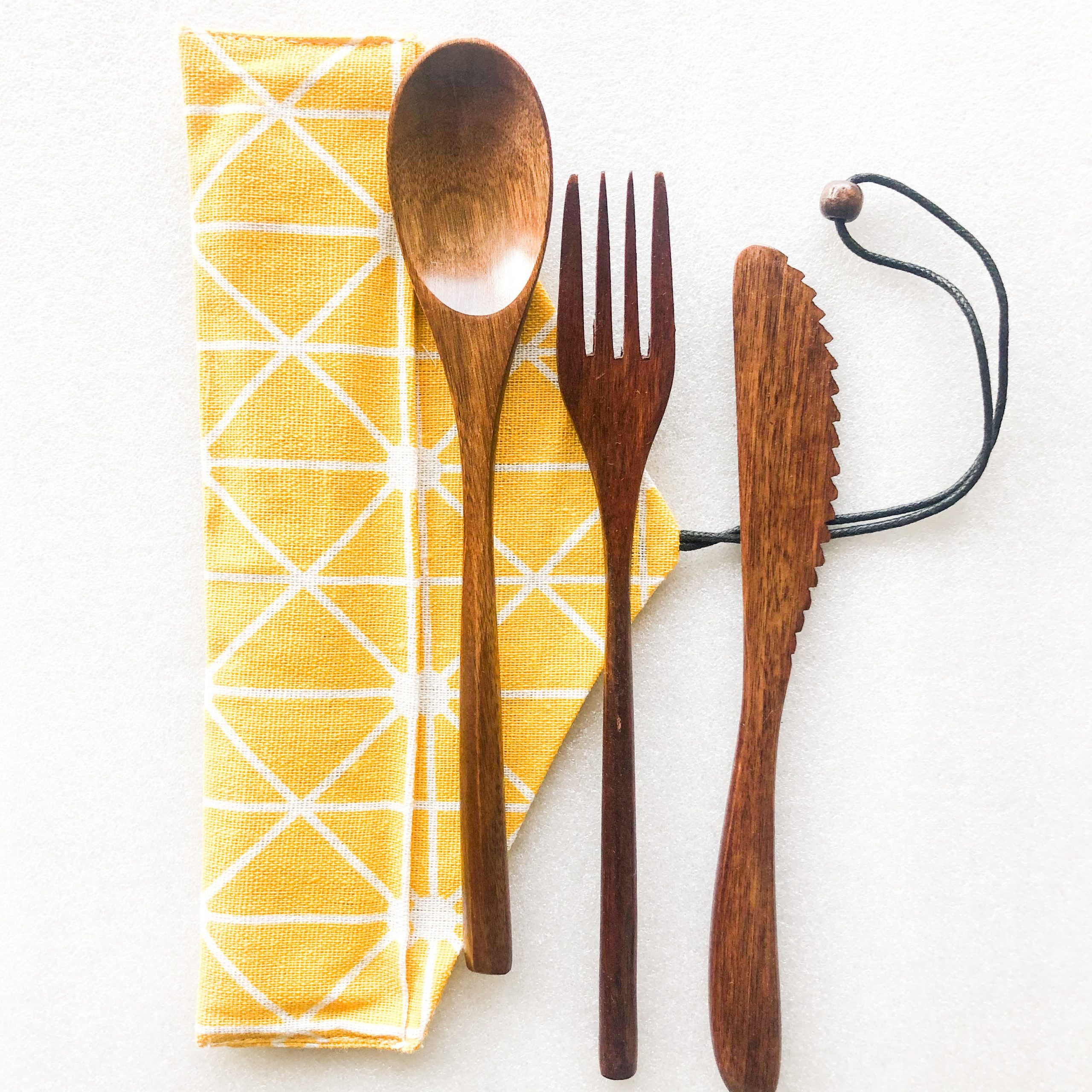 Smile Boutiques Japanese Wooden Cutlery Set – Natural Nanmu Wood Utensils