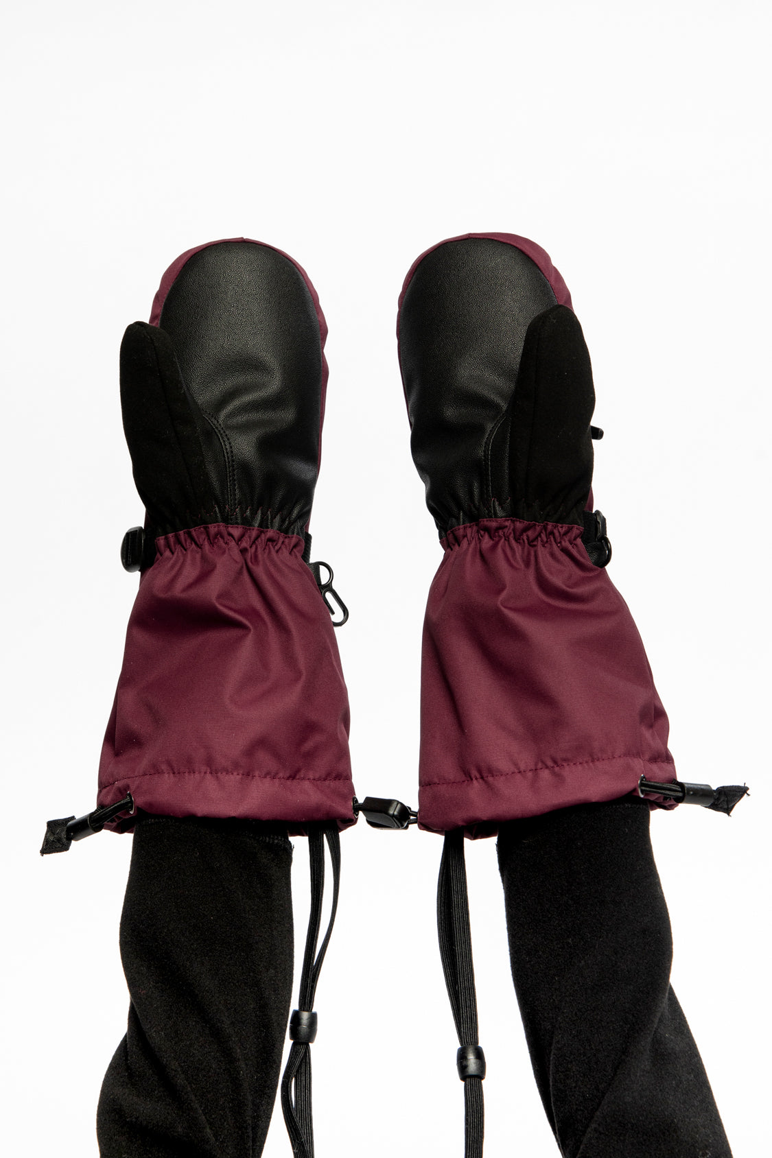 Teknik Winter Mittens Burgundy - Image 3