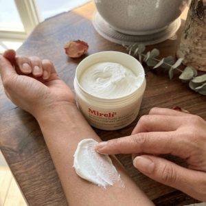 Nourishing Body Butter for Sensitive Skin - Image 5