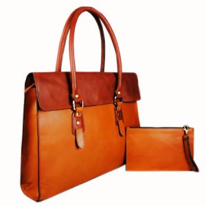 The Signature 17" Leather Laptop Bag, Tan Flap - Image 5