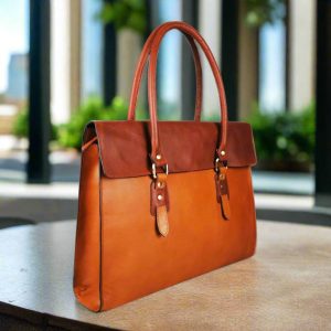 The Signature 17" Leather Laptop Bag, Tan Flap - Image 4