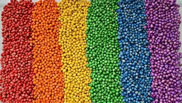 🌈 Chalk and Play™ Rainbow Mix Sensory Filler - Image 2