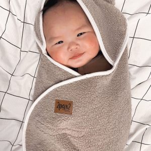 Alternative view of Baby Cocoon Pink Blanket For Car Seat and Stroller