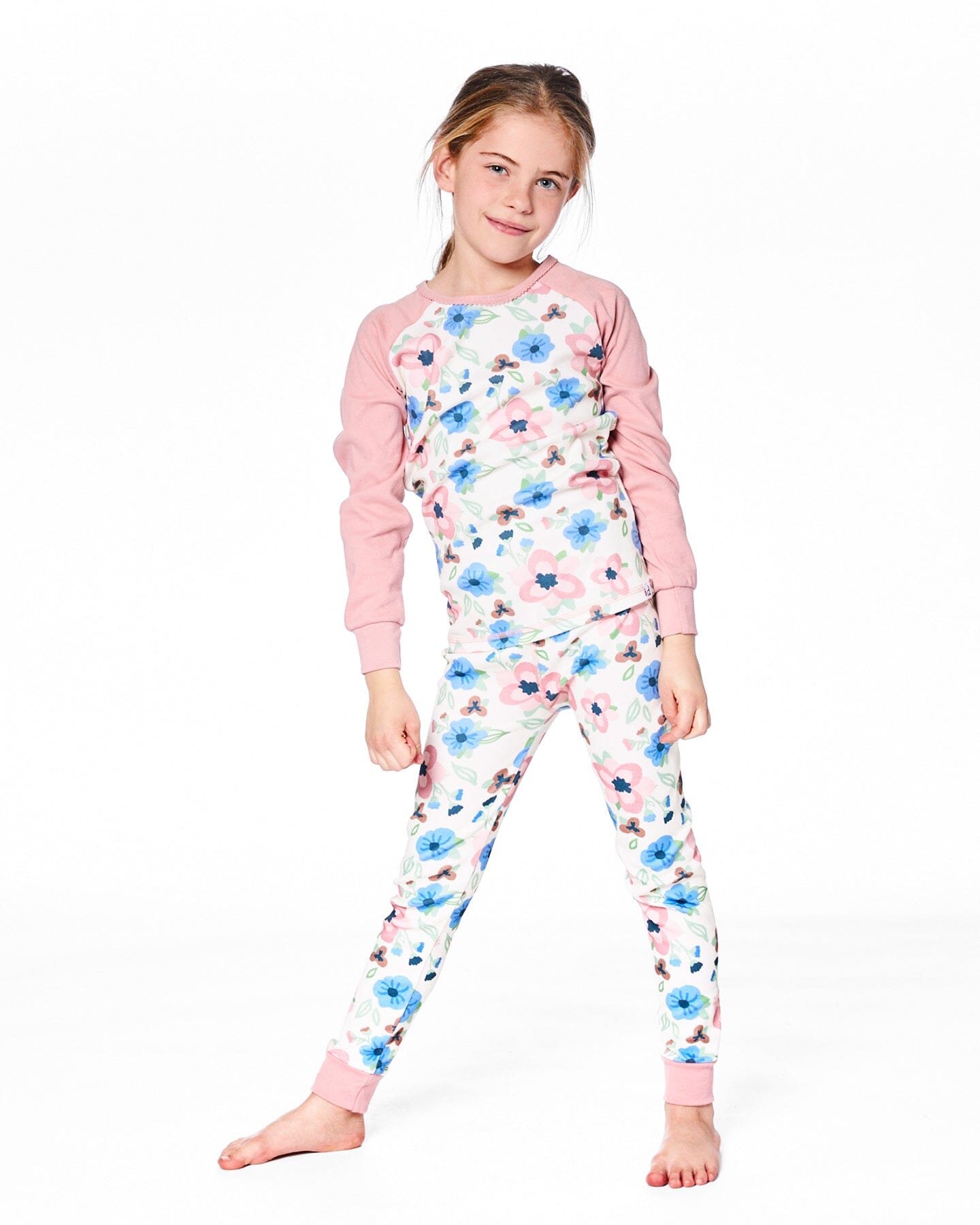Organic Cotton Two-Piece Pajamas Off-White Flower Print - Image 2