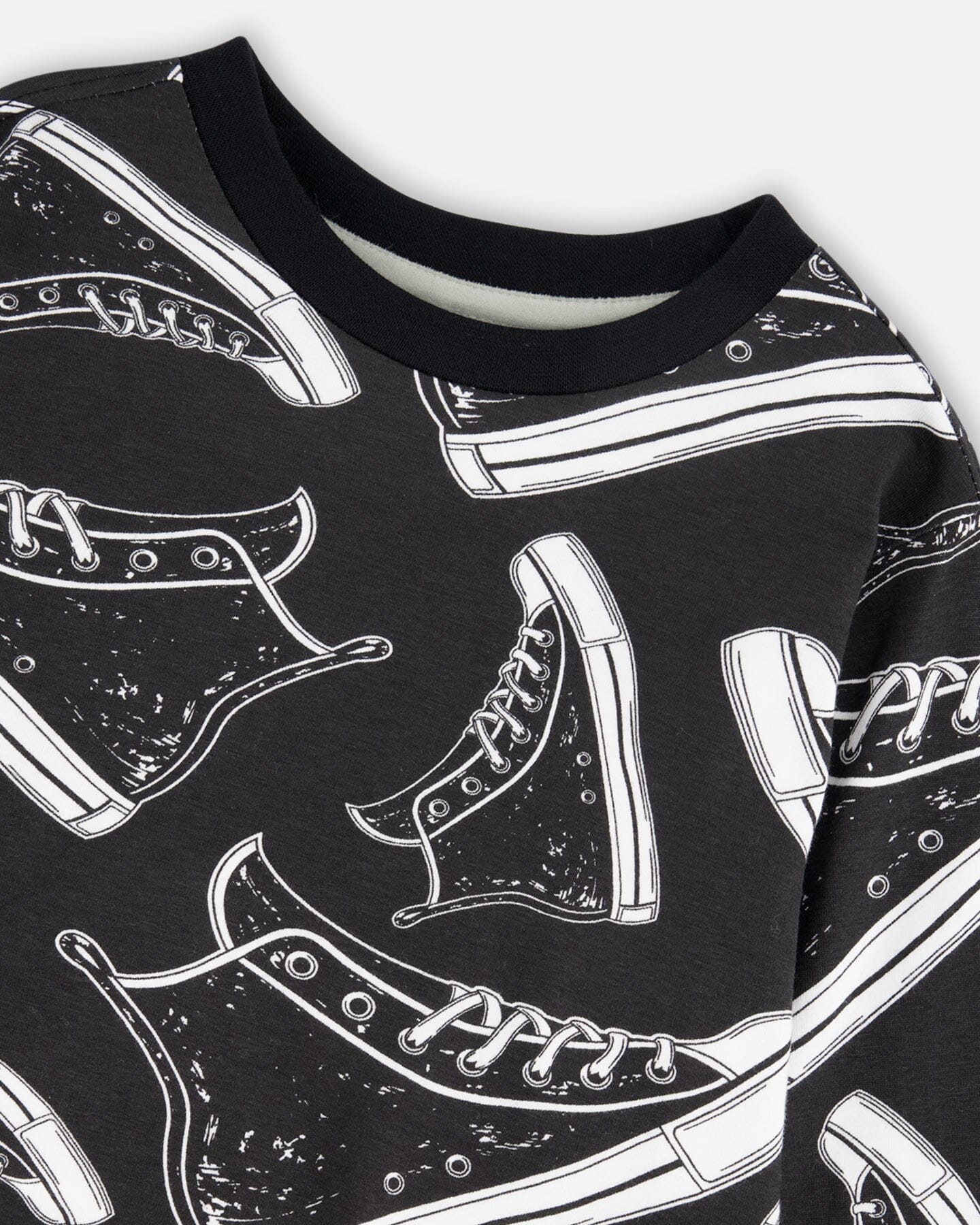 Long Sleeve Organic Cotton Allover Print Tee Black - Image 4