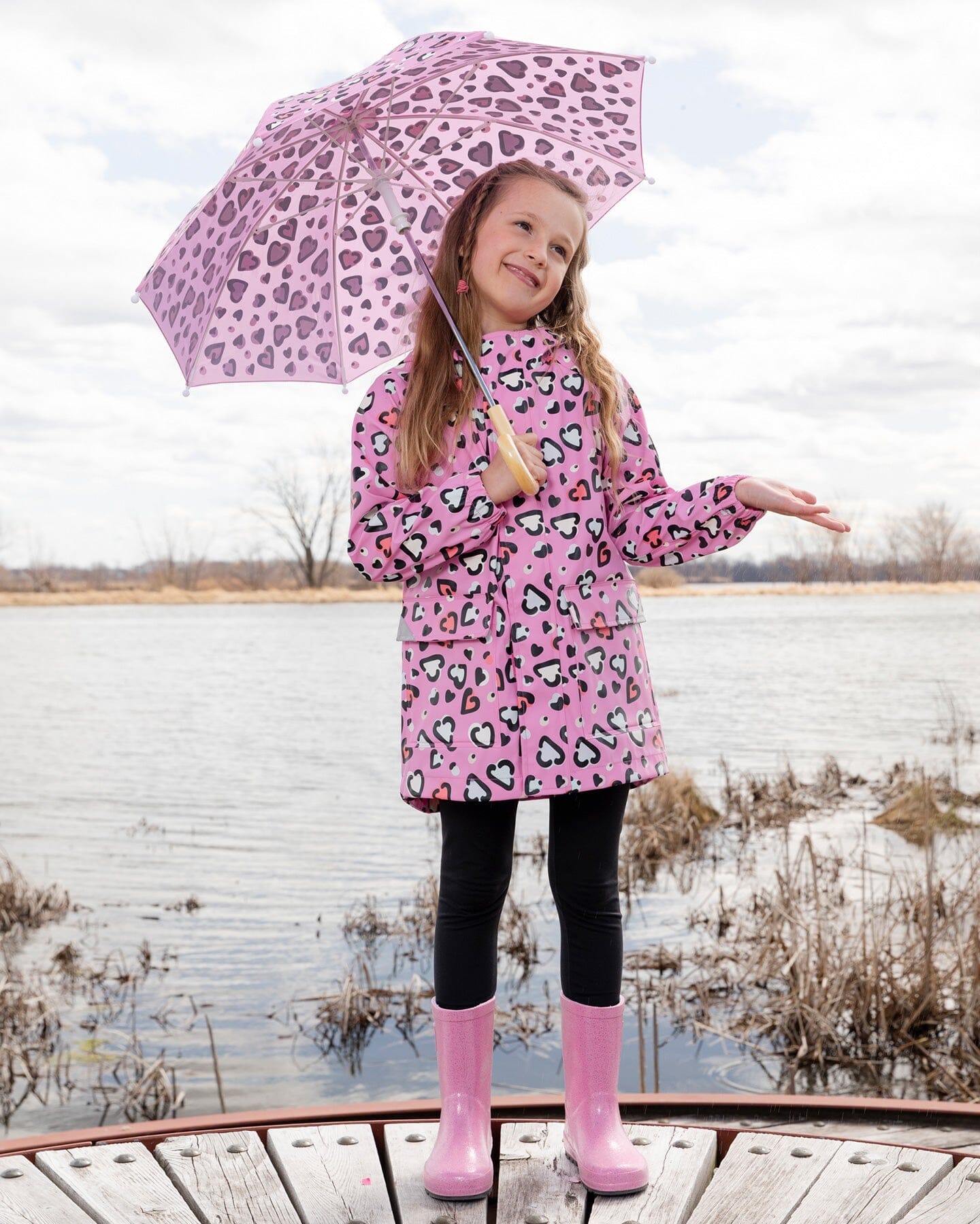 Pink raincoat with color-changing hearts - Image 4