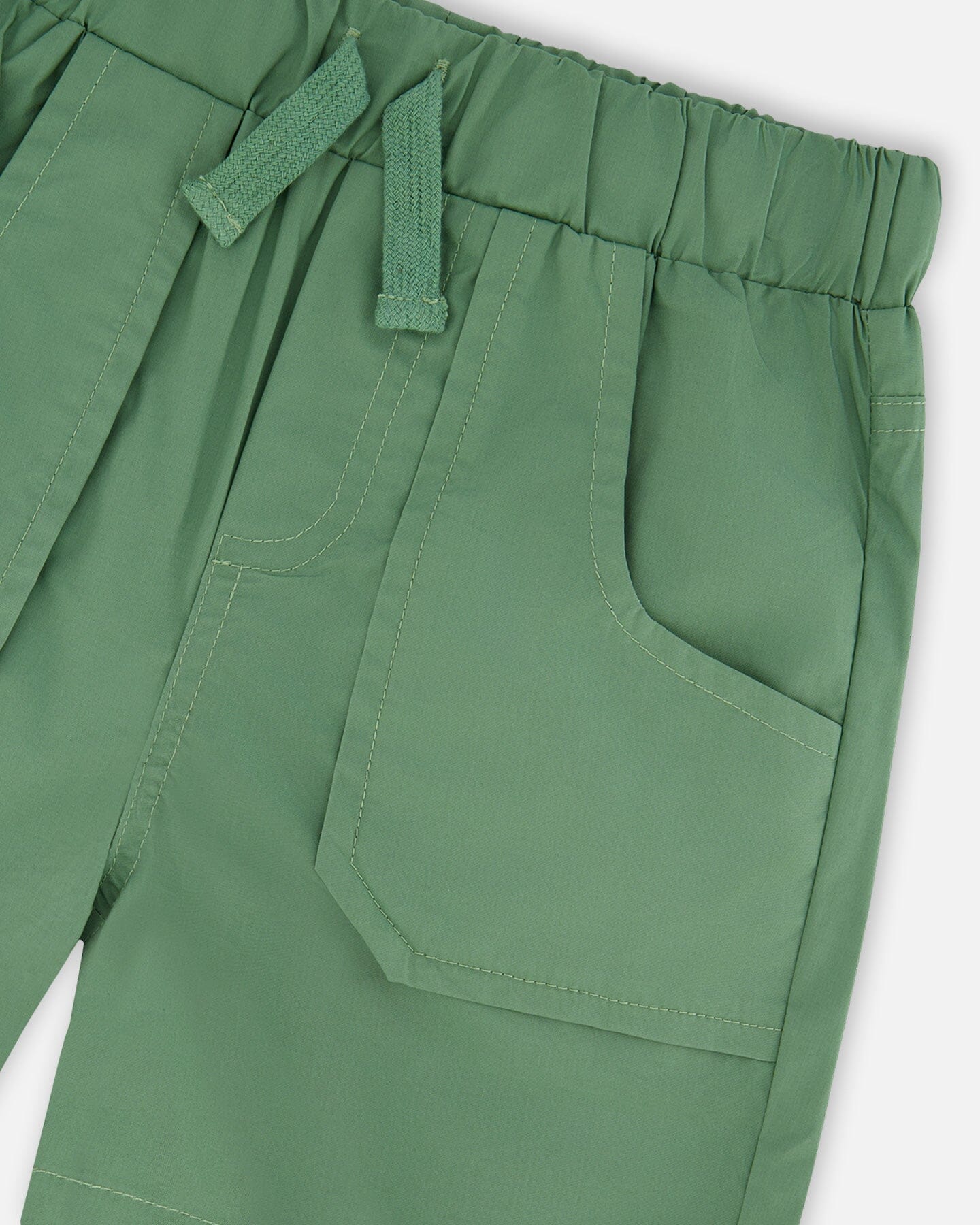Parachute Shorts With Patch Pockets Green - Image 4