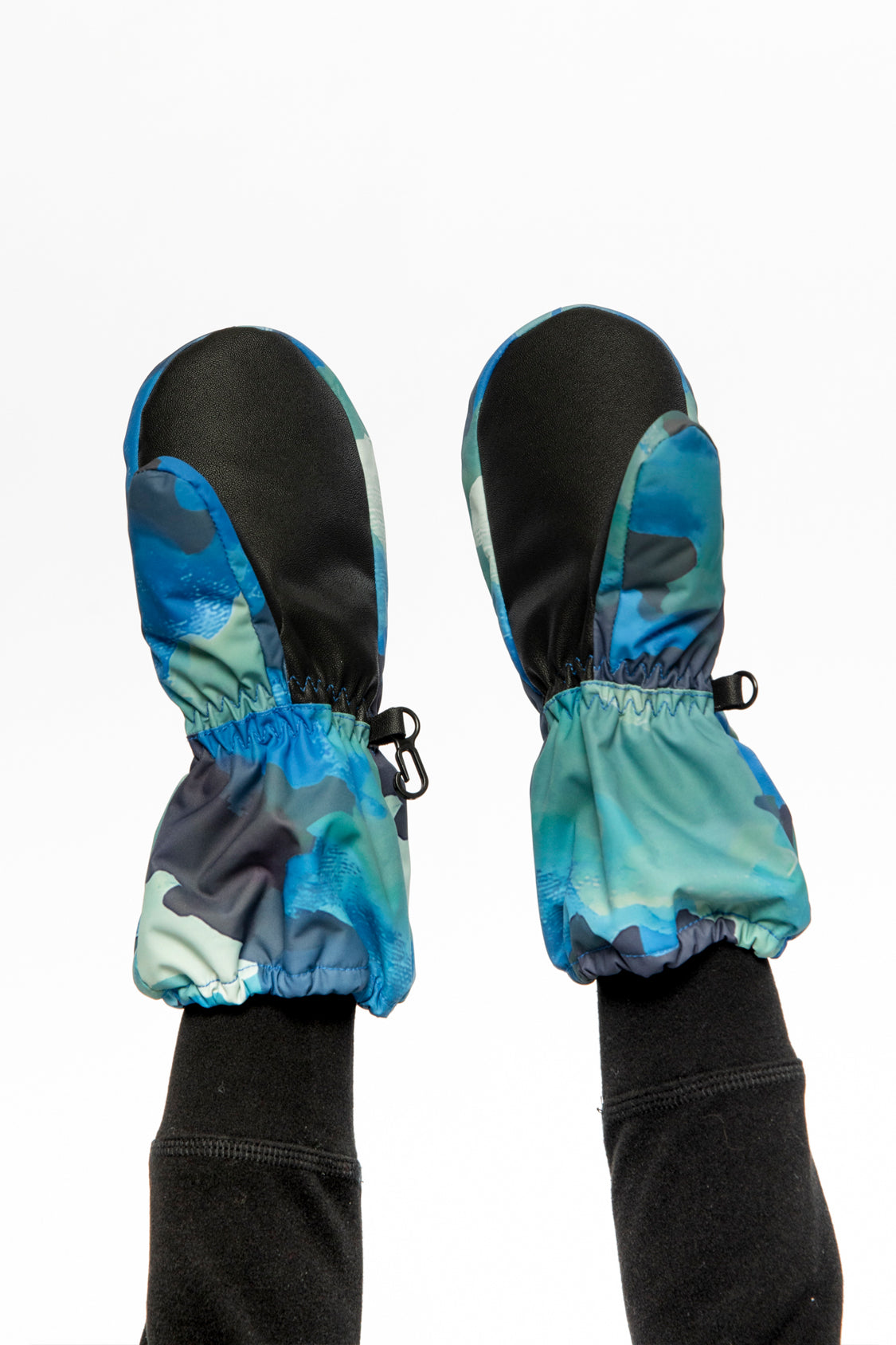 Play Winter Mittens Blue Camouflage - Image 3