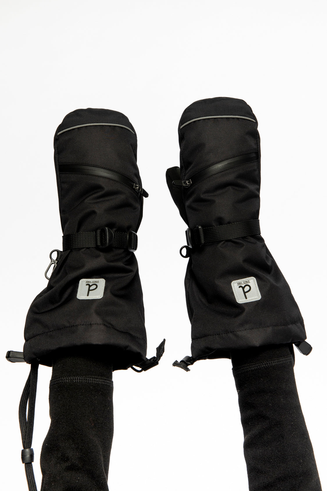 Teknik Winter Mittens Black - Image 2