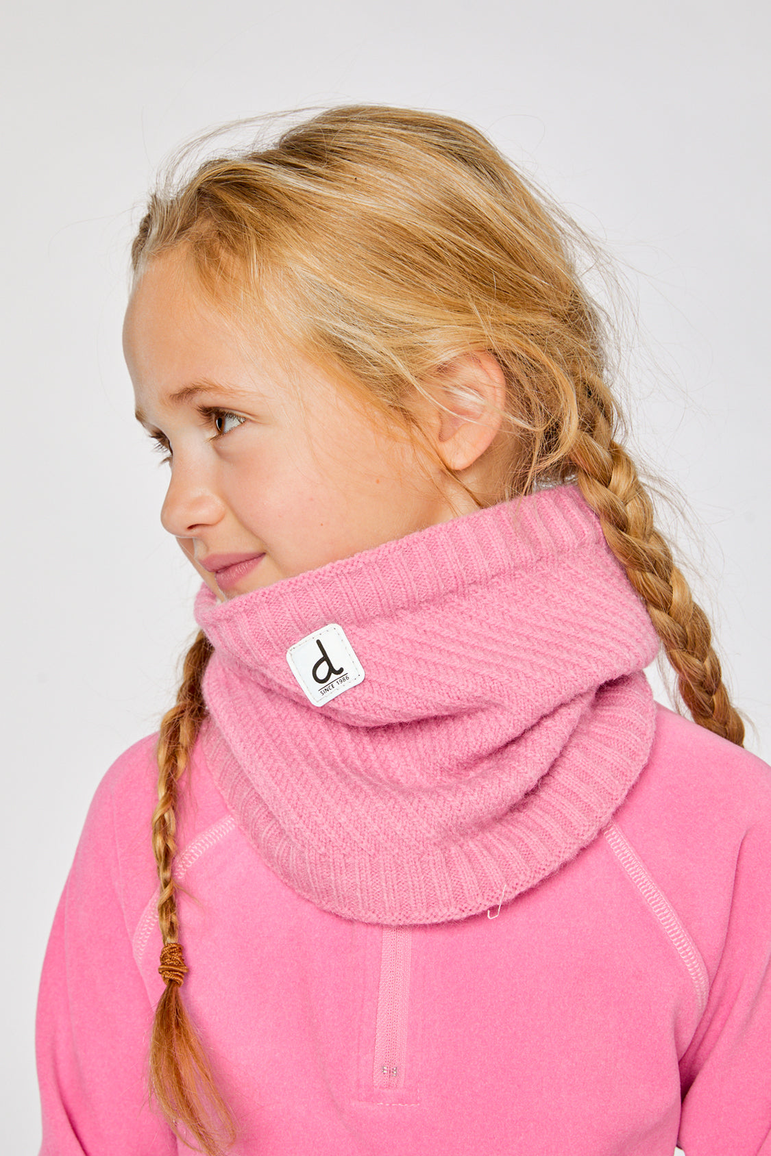 Winter Knit Neckwarmer Pink - Image 2