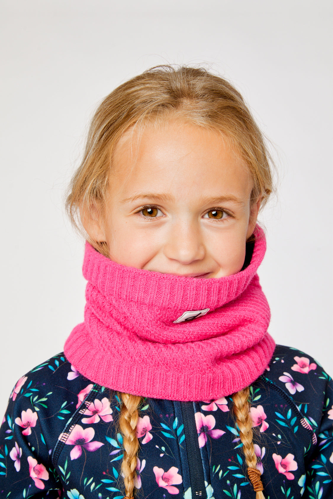 Winter Knit Neckwarmer Bright Pink - Image 2