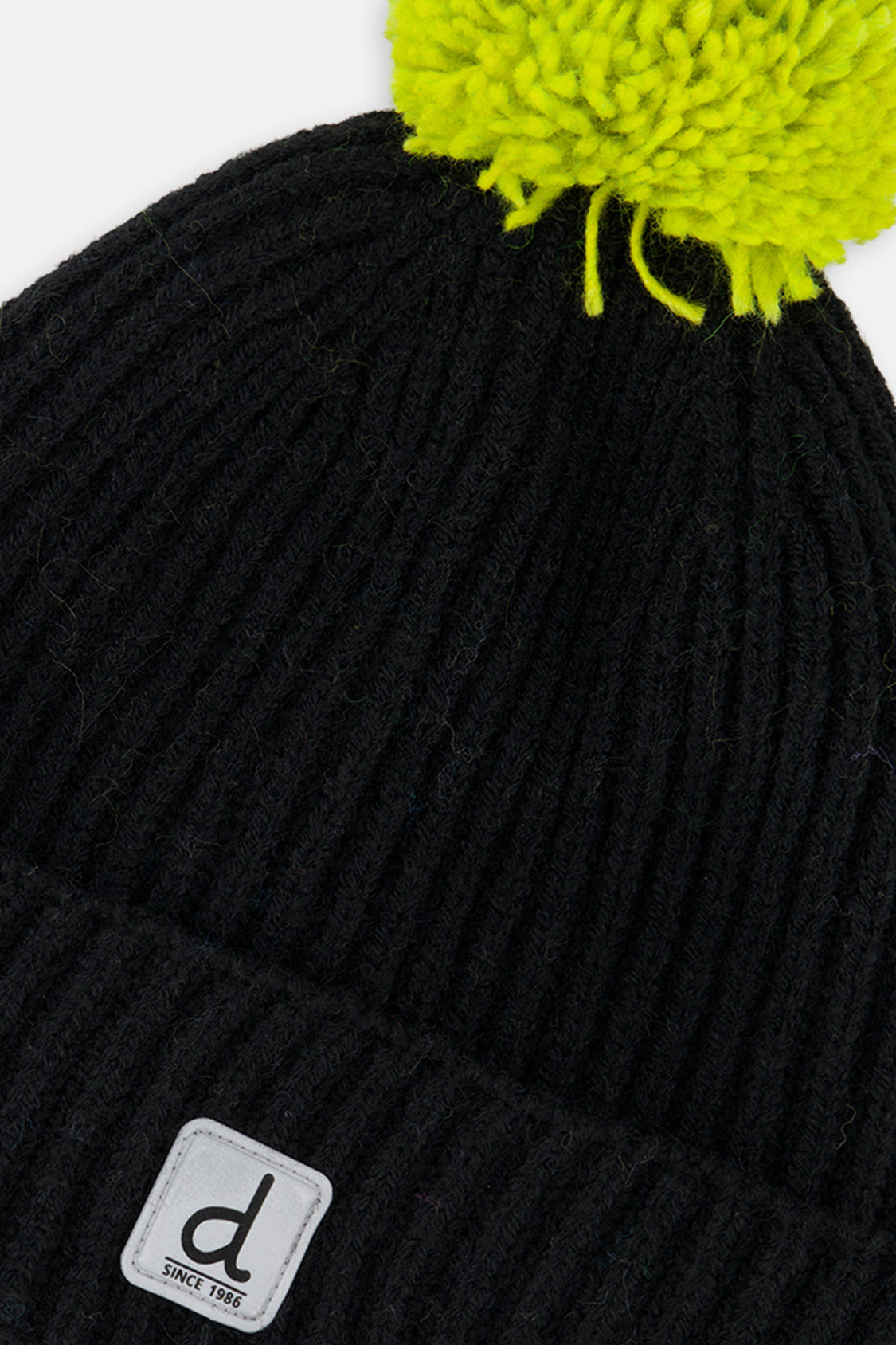 Winter Knit Hat With Pompom Black And Green - Image 4