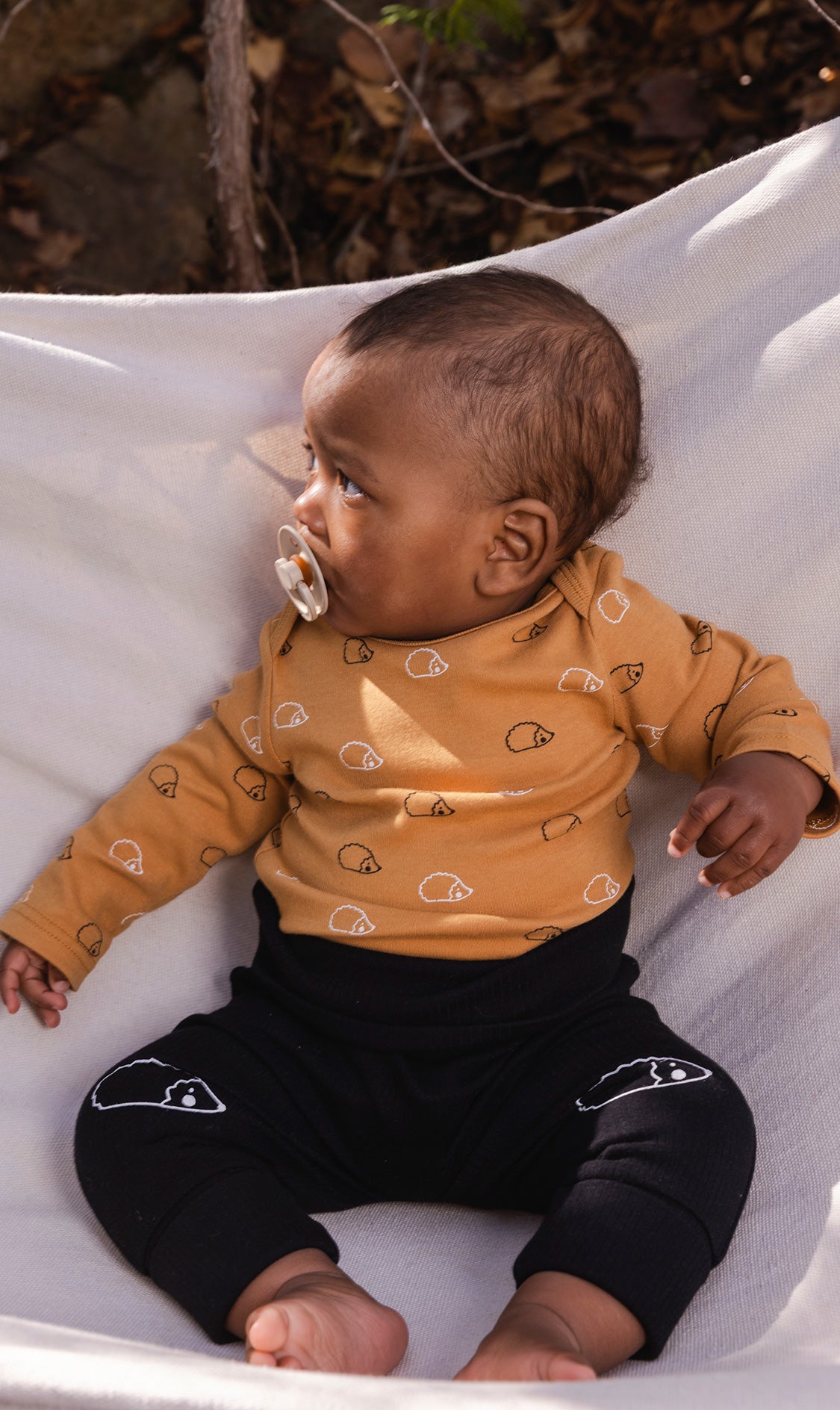 Organic Cotton Onesie Brown Printed Hedgehogs - Image 2