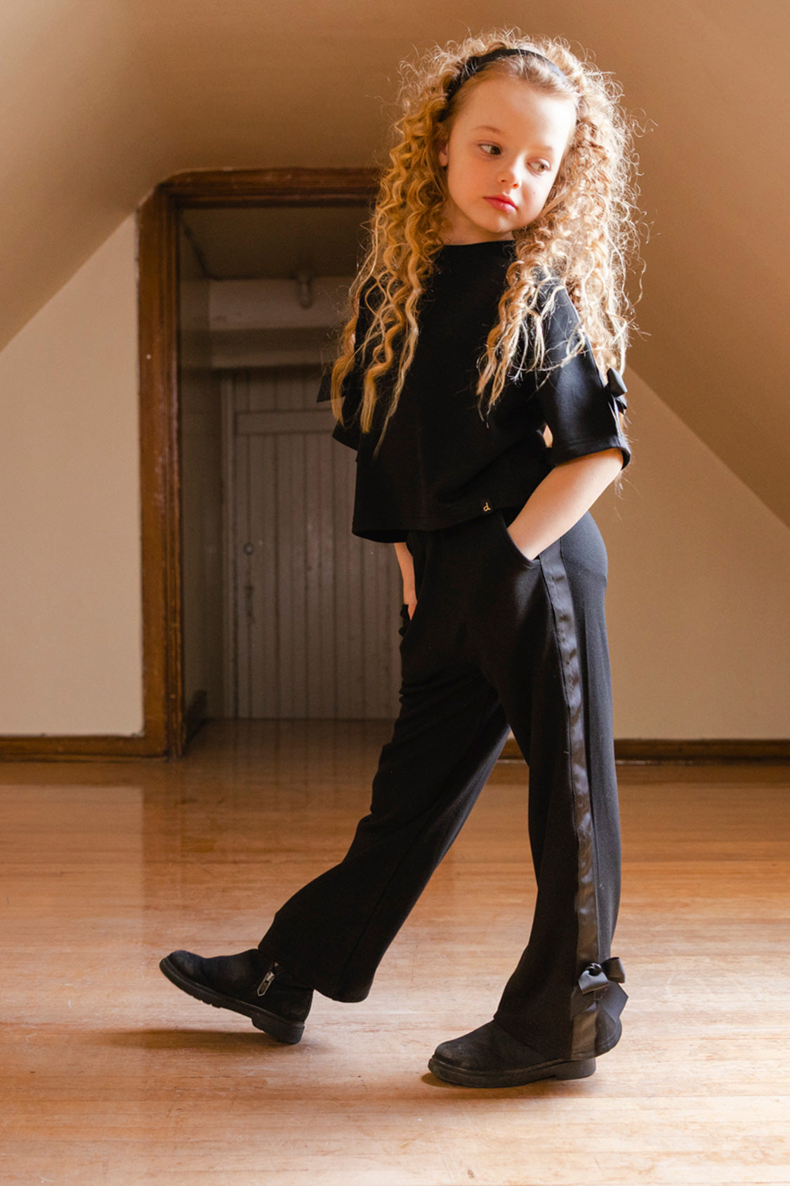 Flare Legs Milano Pants Black - Image 2