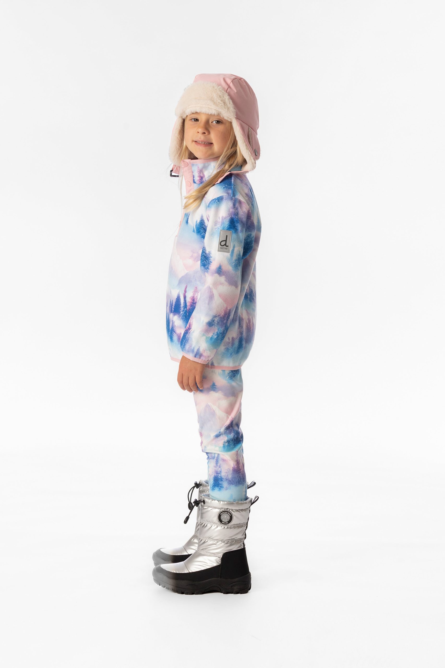 Mid-Season Plush Pop-Over Polar Jacket Blue And Pink Mountain Print - Image 3