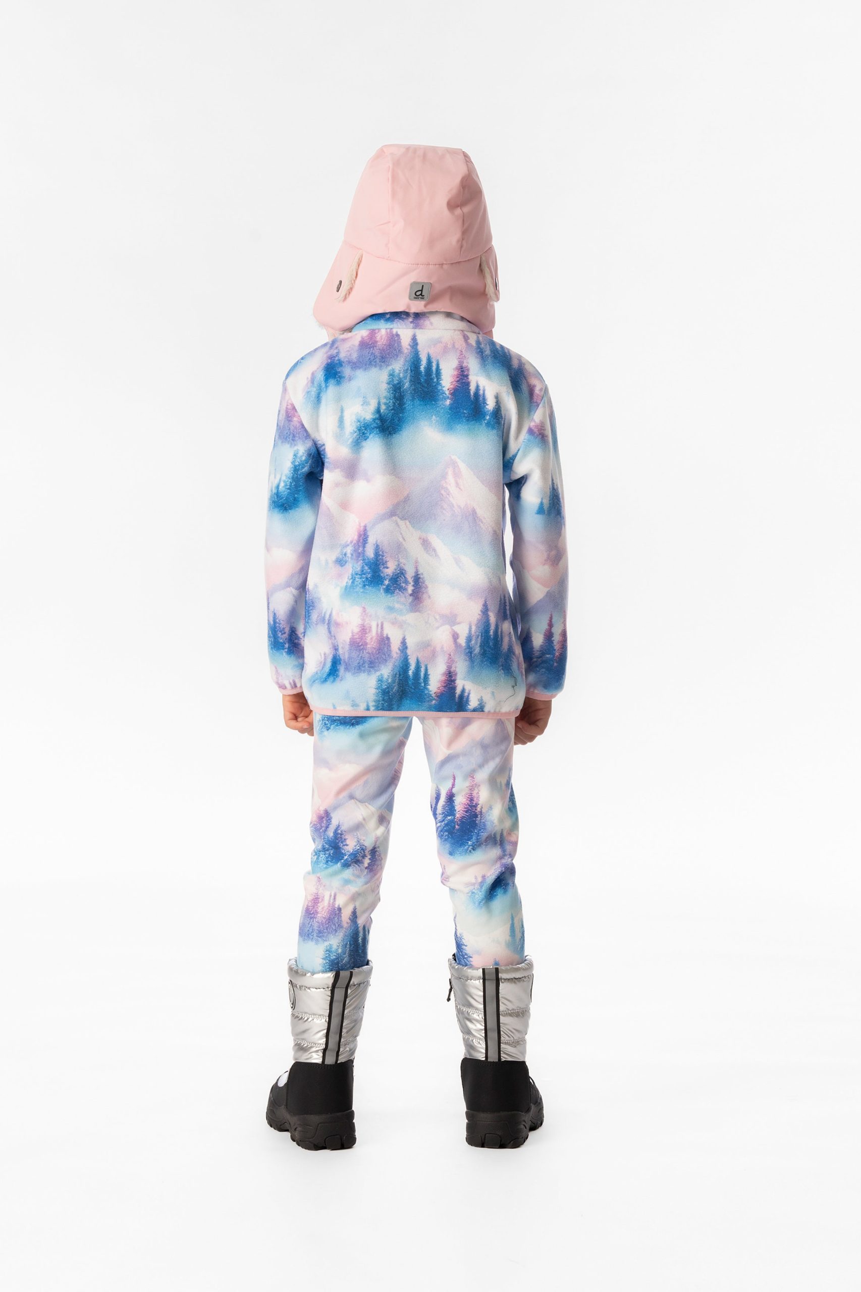 Mid-Season Plush Pop-Over Polar Jacket Blue And Pink Mountain Print - Image 4