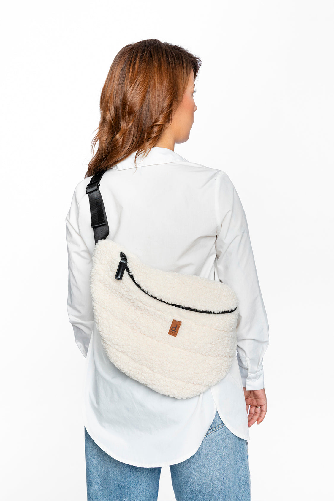 Changing Sling Bag Off-White - Image 2